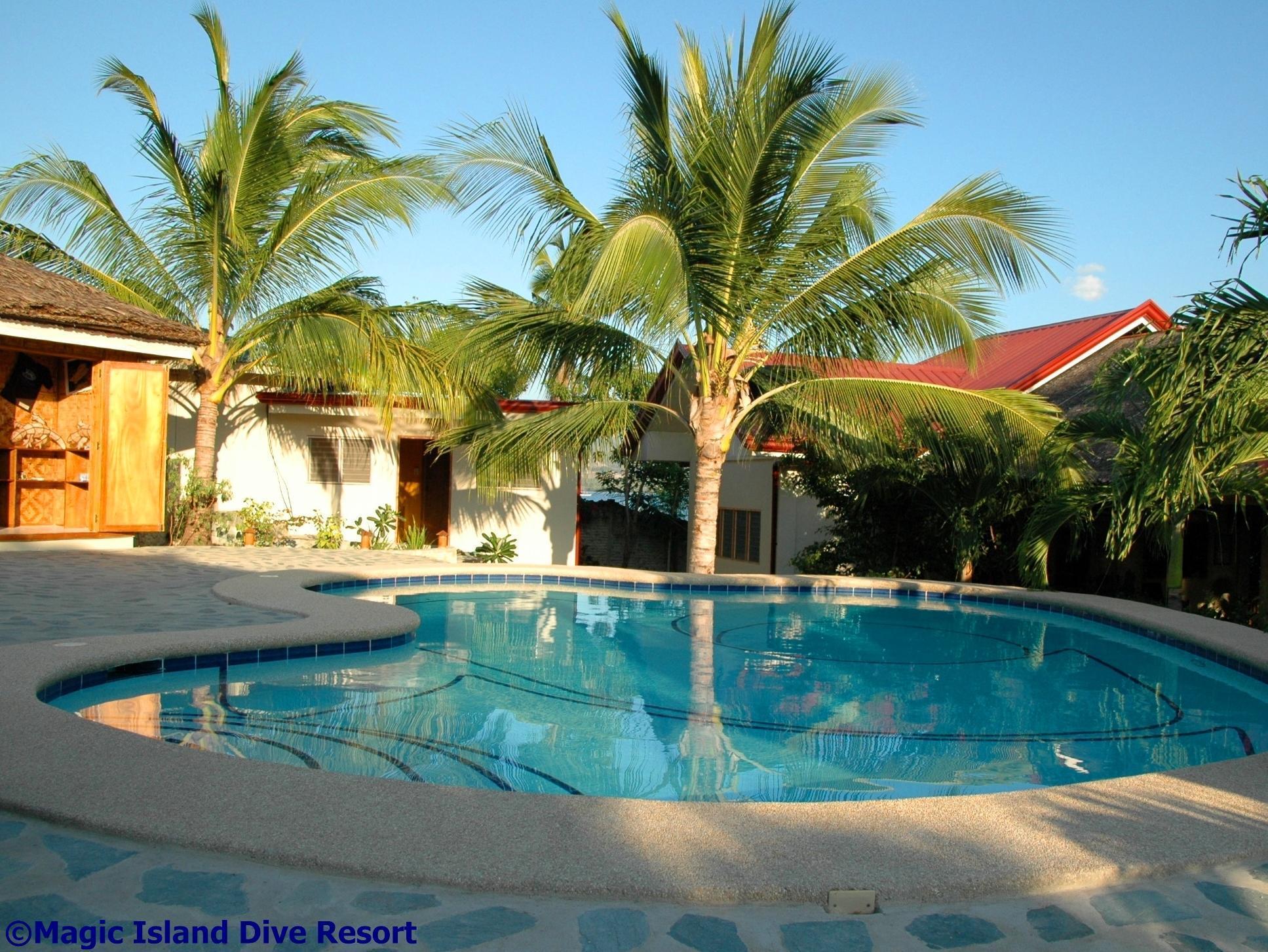 Magic Island Dive Resort Моалбоал Екстериор снимка